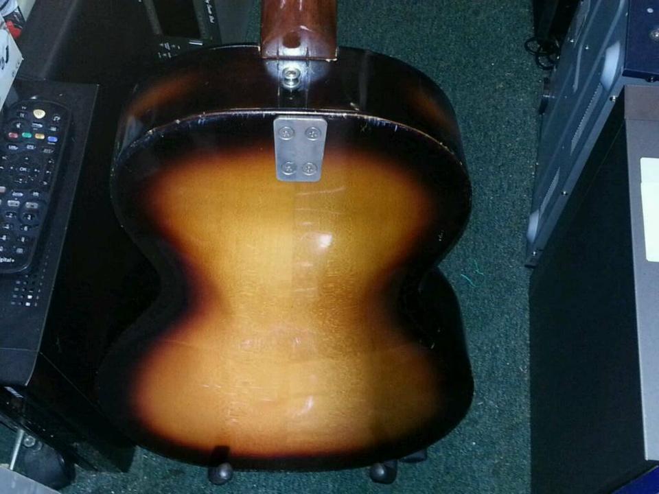 FRAMUS Model 12568 "Built in the Heart of Bavaria" Gitarre, toll!