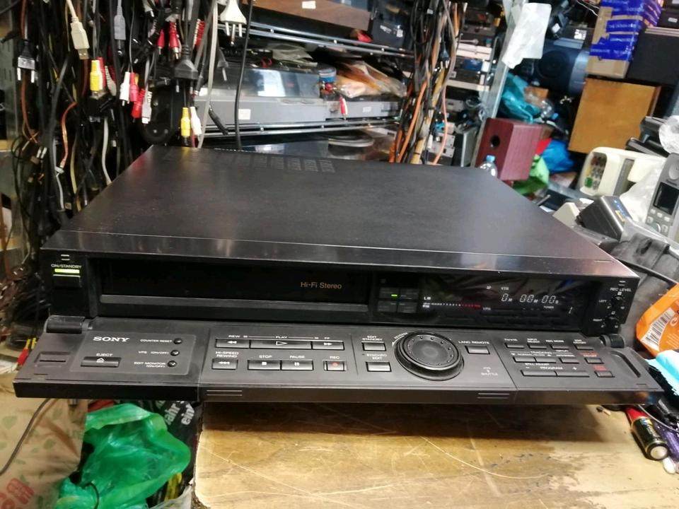 SONY SLV-825VC, Videocassettenrecorder, DEFEKT!!