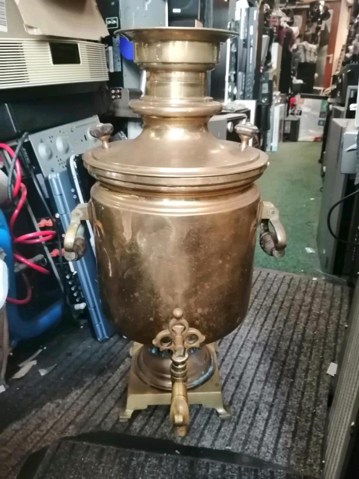 Russischer Samowar, Holzkohle, Baujahr: 1882, ca. 9 Liter!!