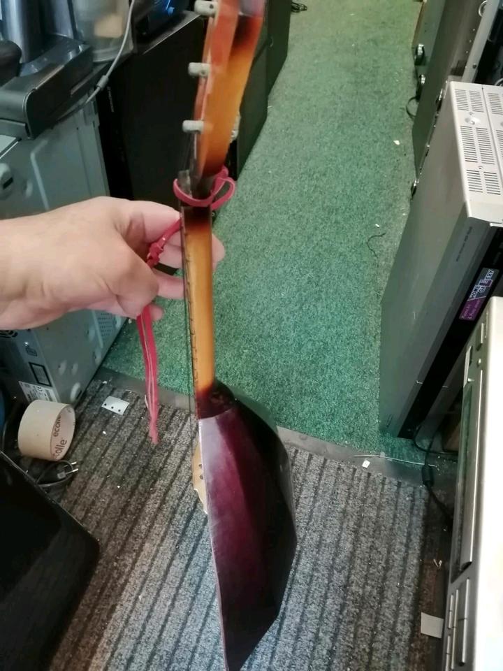 RUSSISCHE BALALAIKA, Baujahr: 1982, 3 Saiten, guter Zustand!!!