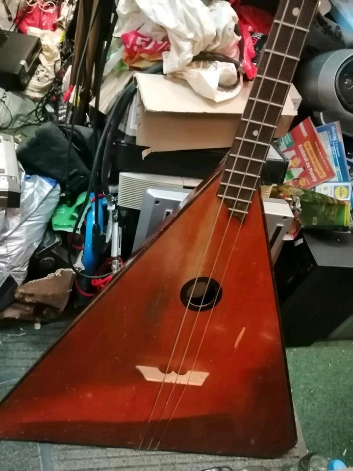 Große BALALAIKA, 3 Saiten!!!
