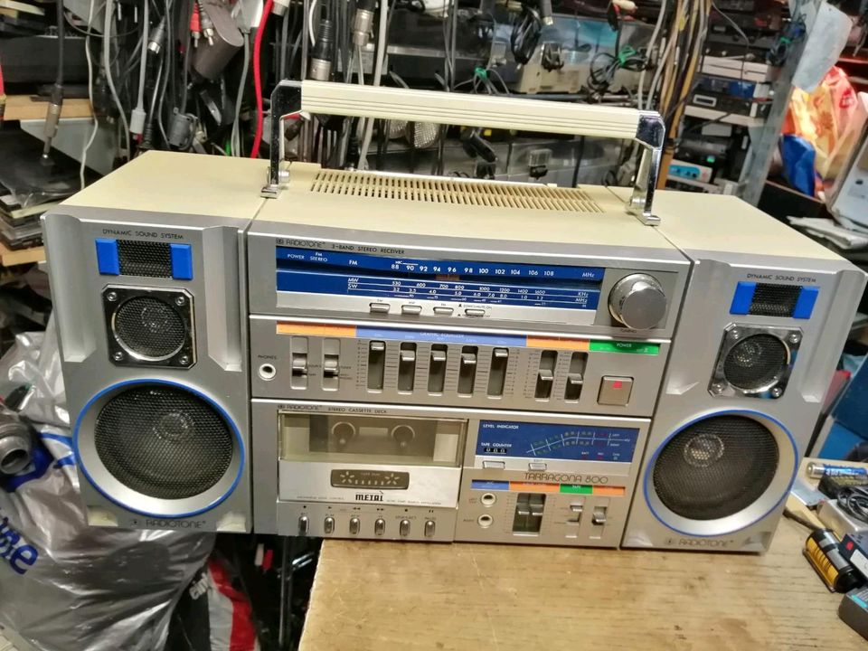 RADIOTONE Tarragona 800, Ghettoblaster, SELTEN, etwas DEFEKT!!!