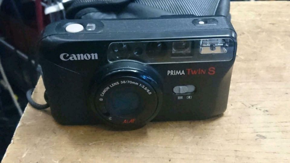 CANON PRIMA TWINS, Analog-Camera mit Original-Tasche!