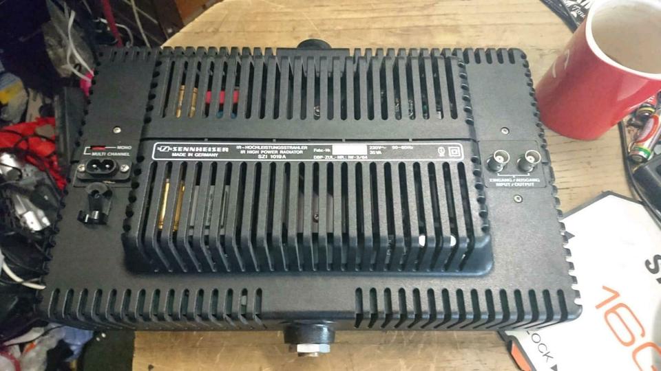 2 SENNHEISER SZI 1019A Infrared IR Transmitter Radiator