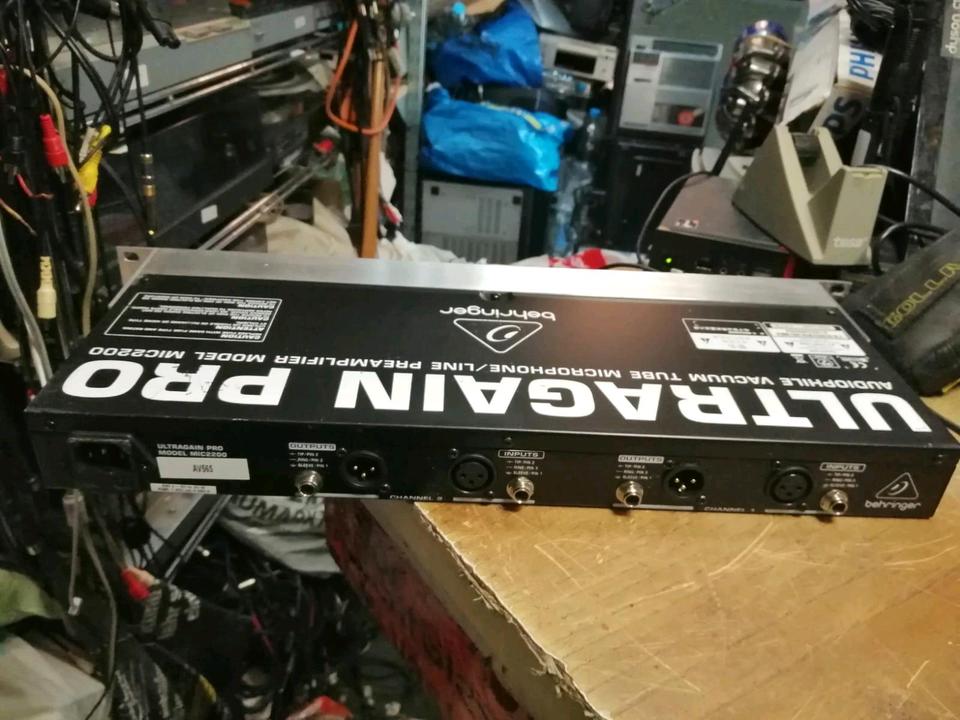 BEHRINGER Ultragain Pro Mic, Vakuumrõhrenverstärker!!