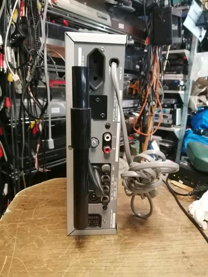 AIWA R50 Tuner, DEFEKT!!!