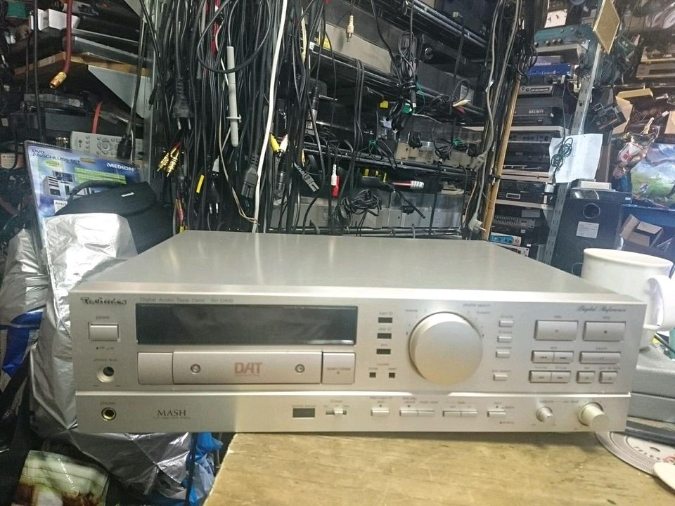 TECHNICS SV-DA10 DAT Recorder, DEFEKT!!!