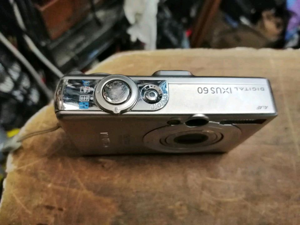 CANON IXUS 60, Digital-Kamera mit Zubehör!!!