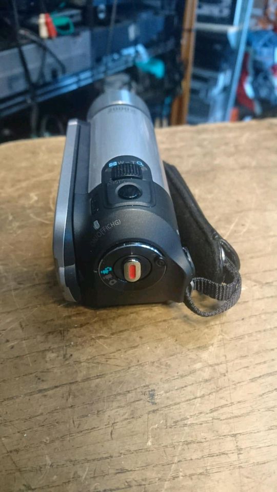 CANON Legria FS306 E, Videocamera mit Zubehör, guter Zustand!